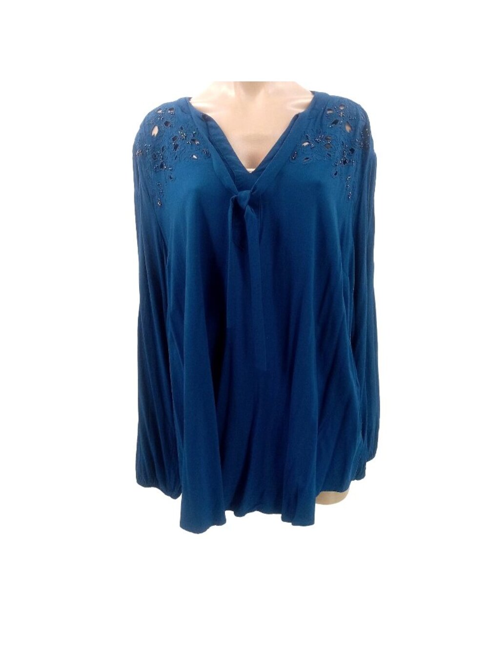 Torrid Challis Beaded Top Size 3 3X V Neck Stretch Cut Out Teal Blue Loose Comfy